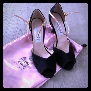 Come I’ll Fault tango/salsa shoes- never used